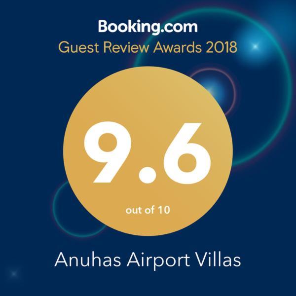 Anuhas Airport Villas カトゥナカヤ エクステリア 写真